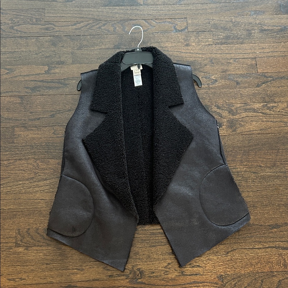 French Connection Women’s Black Open-Front Vest Size Medium